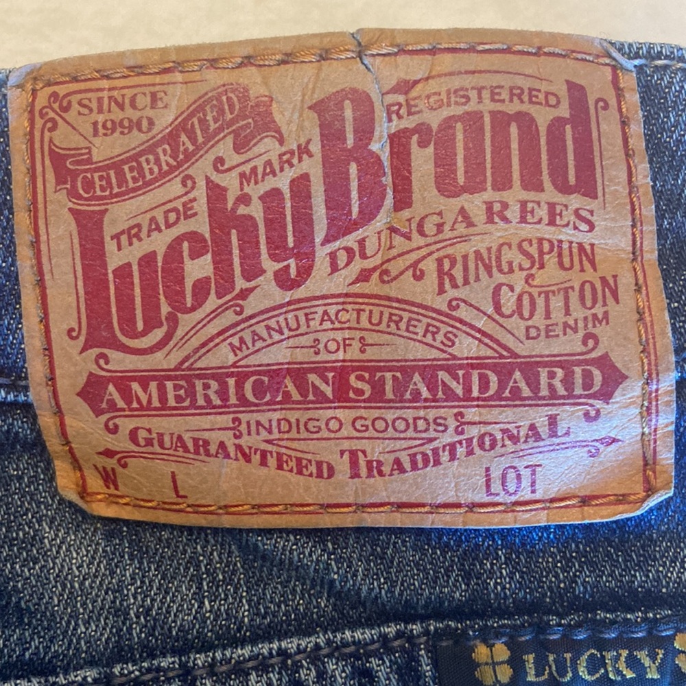 Lucky Brand Sweet’ N Low Crop Jeans, size 24  (00) - Picture 3 of 6